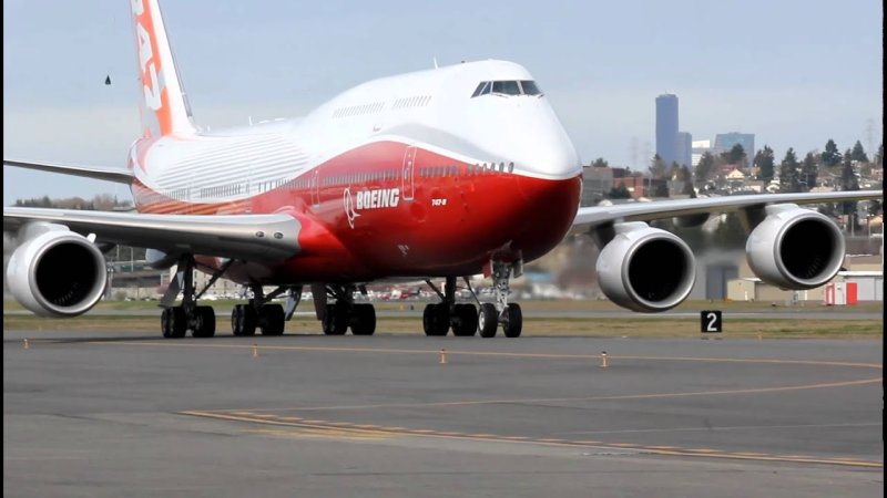 Boeing 747-8 INTERCONTINENTAL
