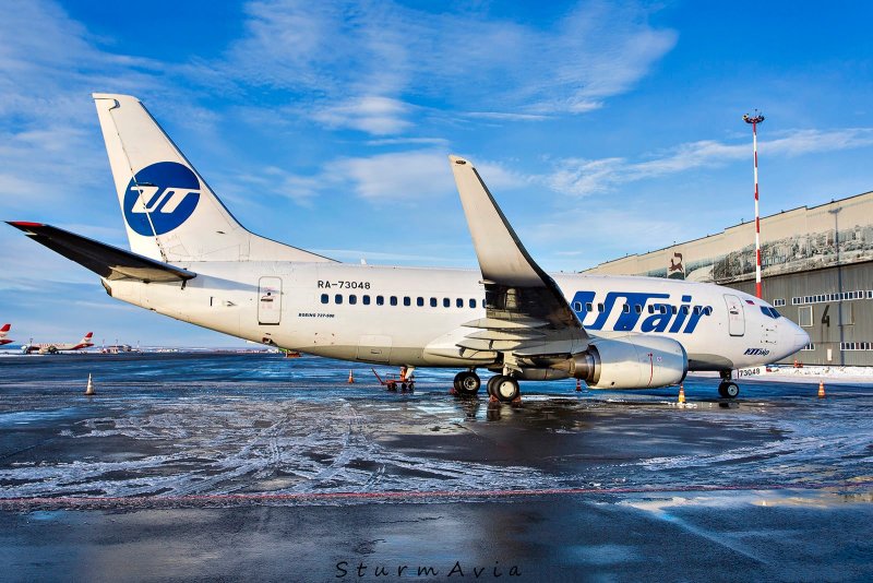 UTAIR Ukraine 737-500