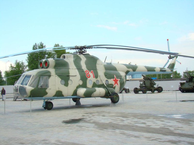 Музей военной техники в Новосибирске верталëт