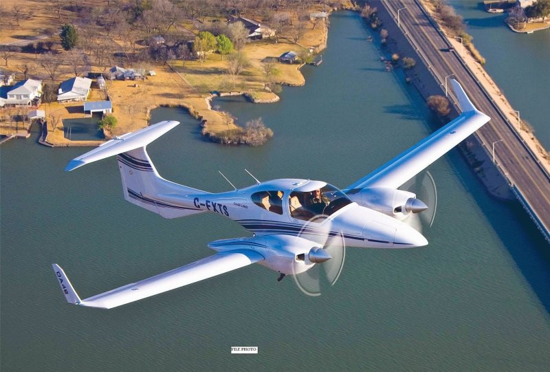 Взлет da42