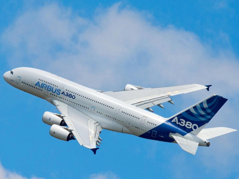 Эйрбас 380