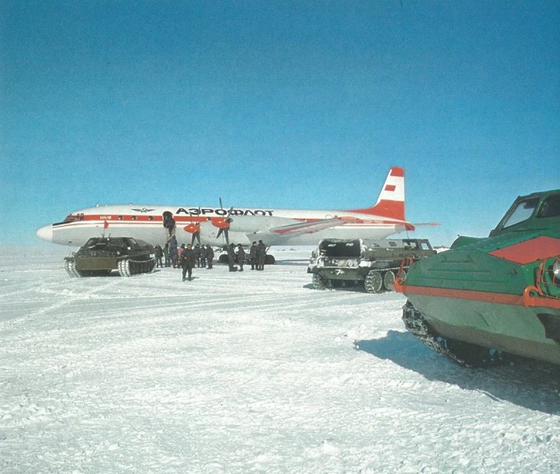 Ил-18 в Антарктиде