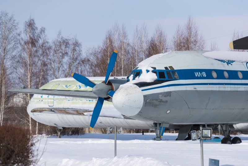 Ил-18д Буран