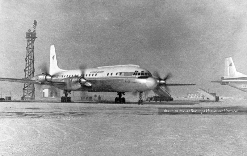 Ил-18в CCCP-75712