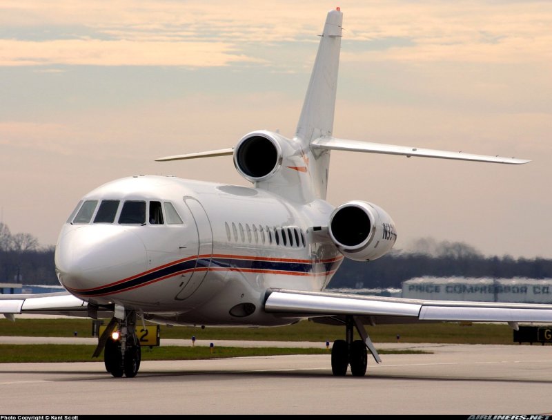 Dassault Falcon 900
