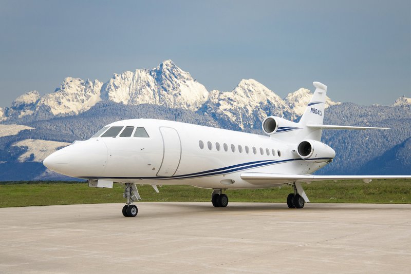 Самолет Dassault Falcon 900