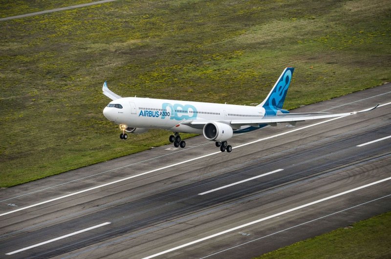 Самолет Airbus a330