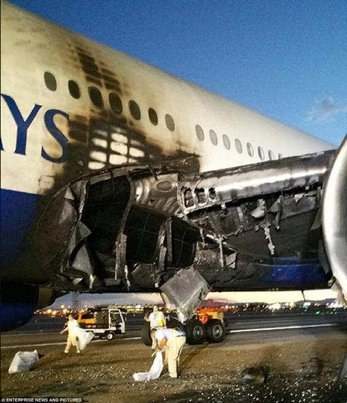 Пожар на Boeing 777 в Лас-Вегасе