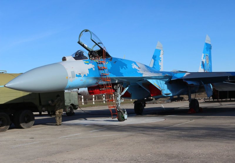 Су-27 Штурмовик