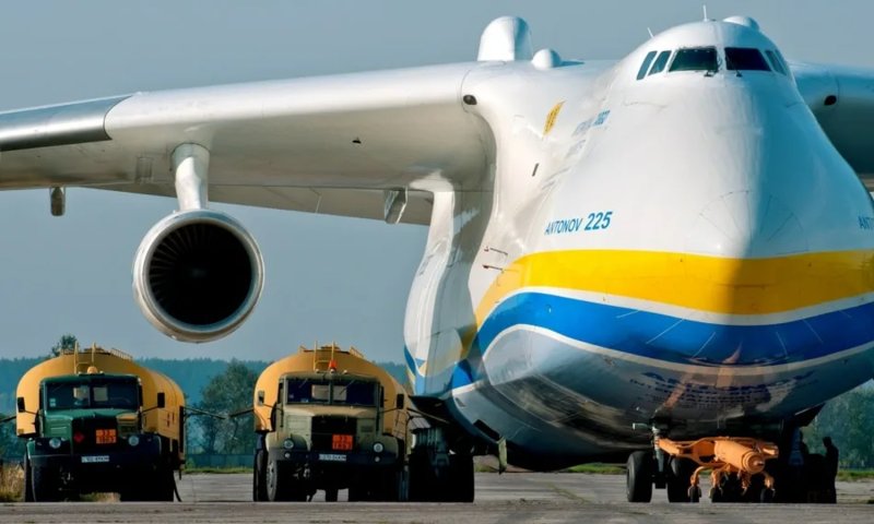 АН-124 Мрия