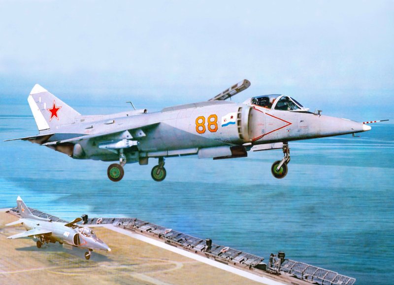 Палубный истребитель як-38