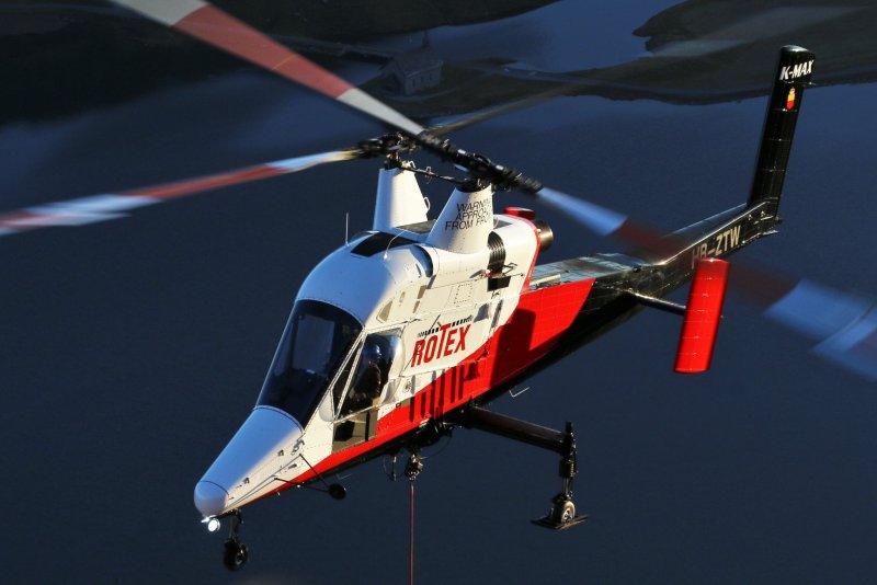 Вертолет Eurocopter ec120 в полете