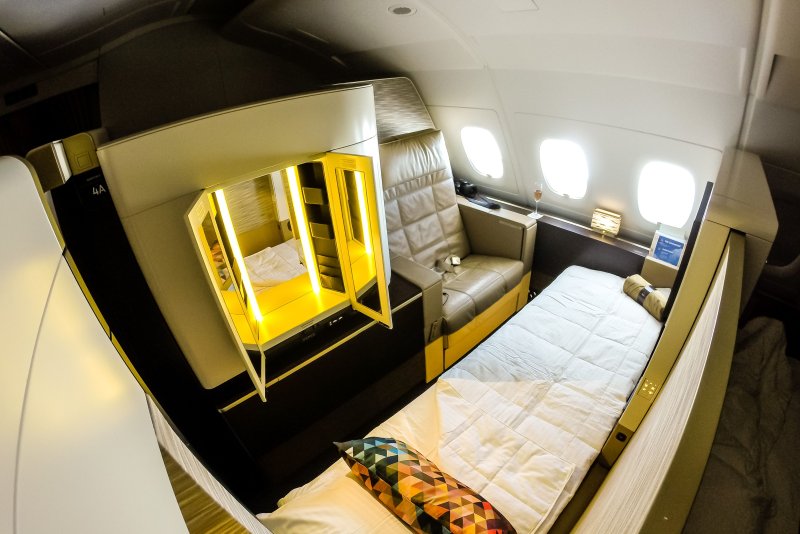Etihad a380 внутри