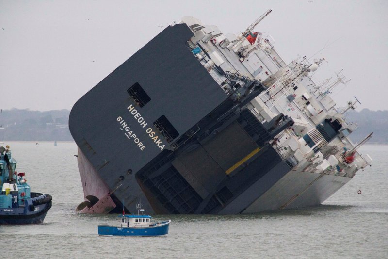 Сухогруз Hoegh Osaka