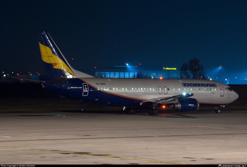 Боинг 737 Донавиа