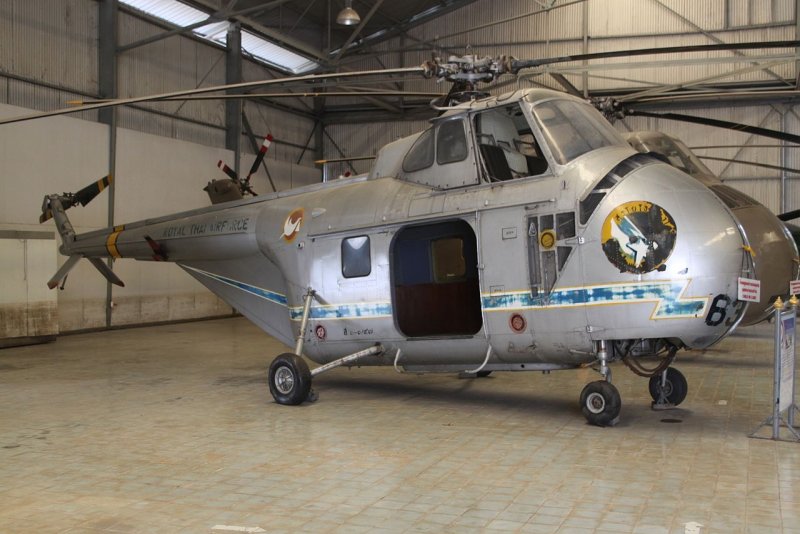 Сикорский 55 вертолет