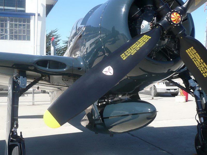 Кабина истребителя Bearcat