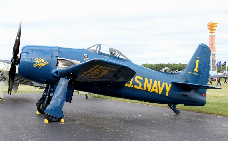 F8 Bearcat Blue Angeles
