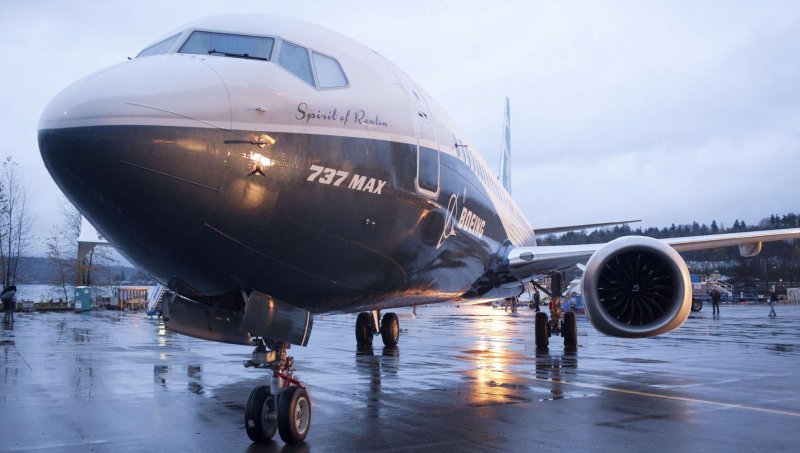 Самолёт Боинг 737