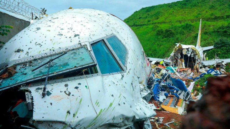 Катастрофа Boeing 737 в Кожикоде