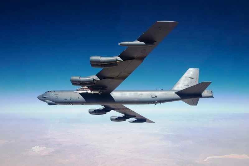 B-2 B-52