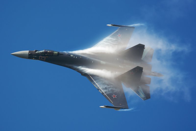 Самолёт Су-35