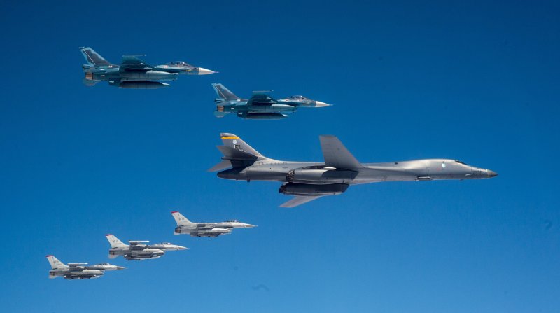 Air Force бомбардировщик