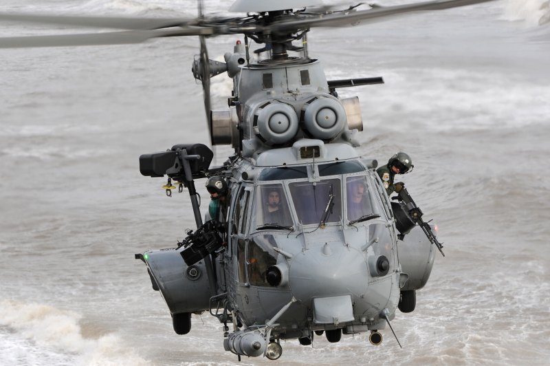 Вертолёт h225m Caracal