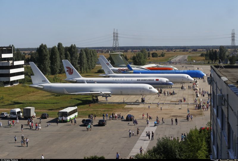 Аэропорт Восточный Ульяновск ту 204
