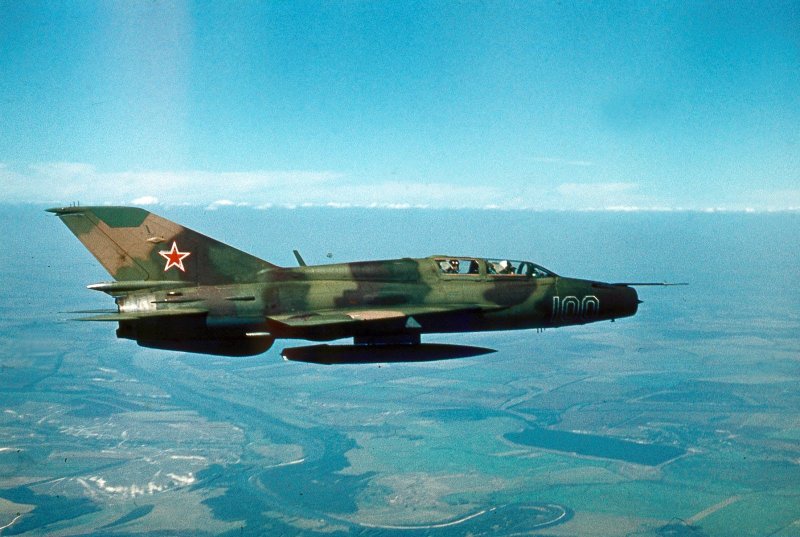 Самолёт миг-21пф