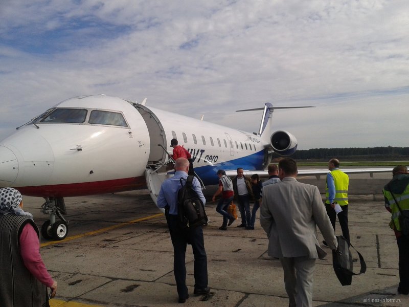 Bombardier crj200 ЮВТ Аэро