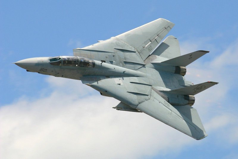 Самолет f-14a Tomcat