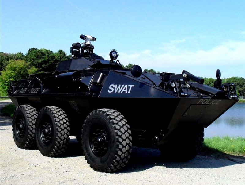 Бронеавтомобиль SWAT