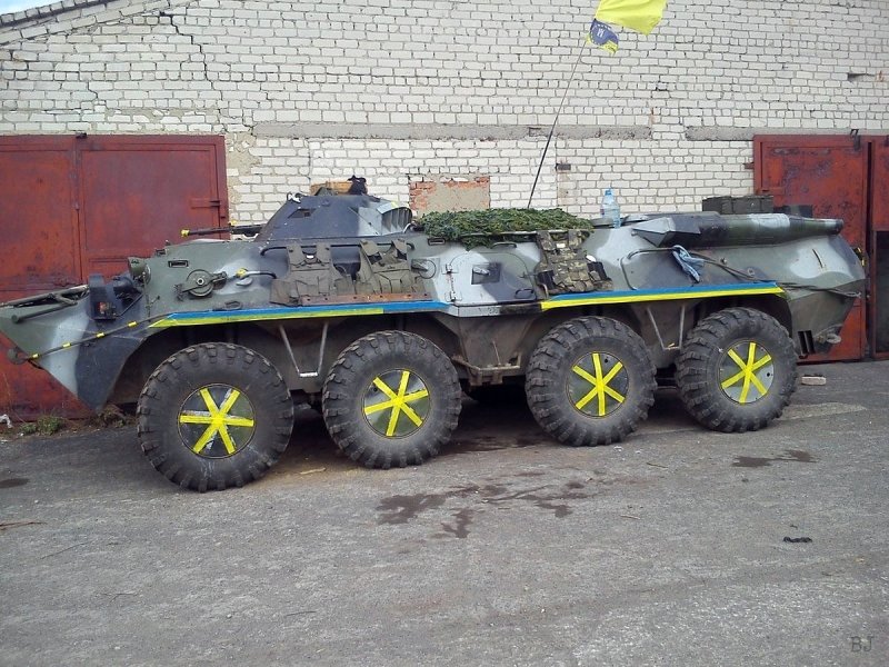 БТР 80 сзади