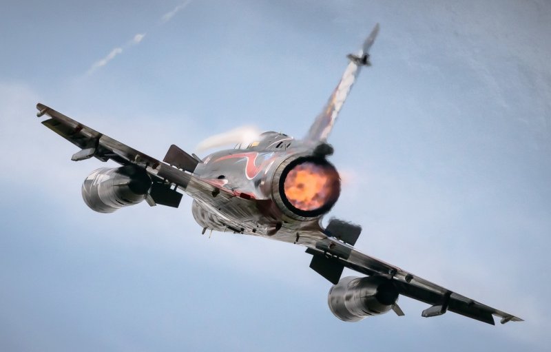 Mirage 2000 Wallpaper