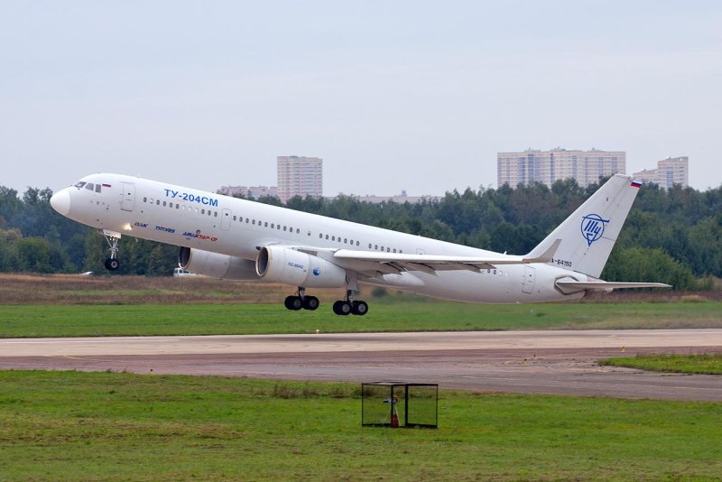 Туполев ту-204см