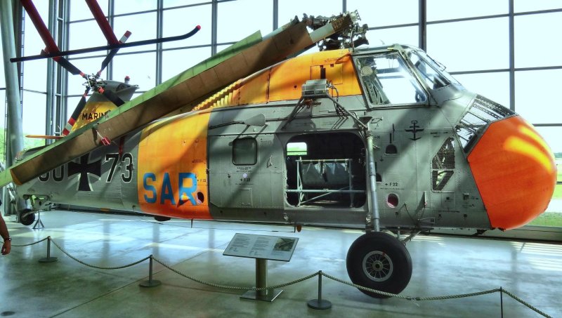 Сикорский uh 34