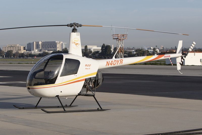 Вертолет Robinson r22