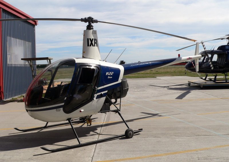 Robinson r22 кабина