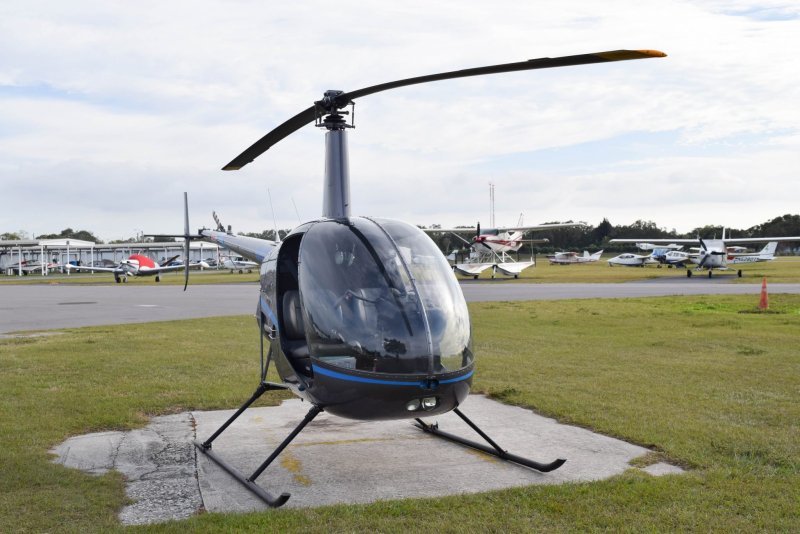 Robinson r22