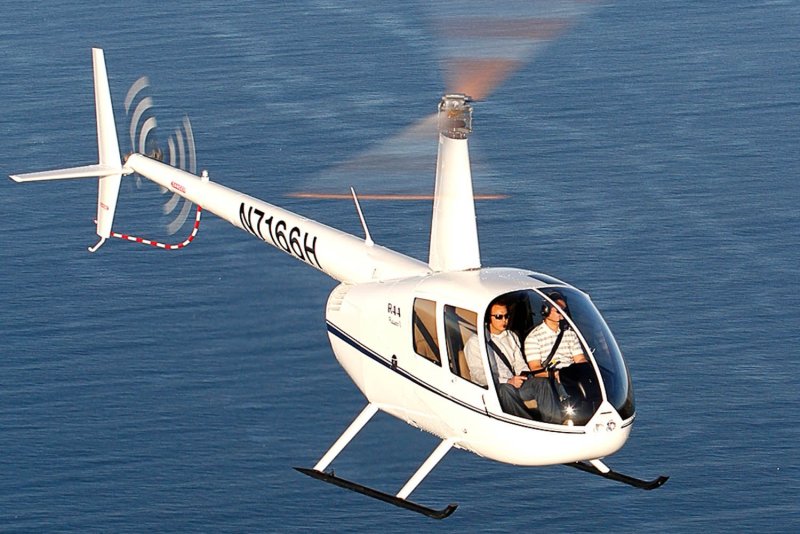 Вертолет Robinson, типа r-44