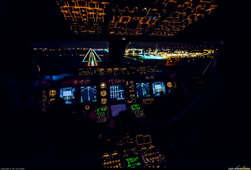 Из кабины пилотов Боинга 747