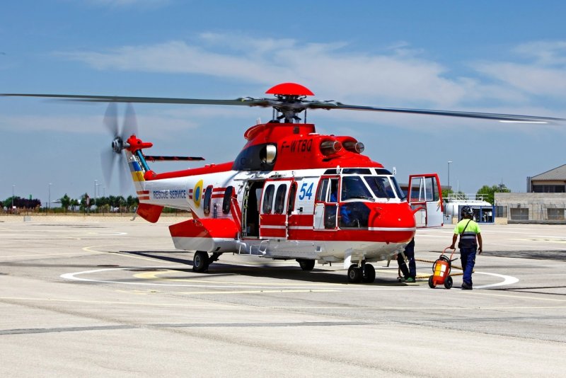 Вертолет Airbus Helicopters h225 super Puma