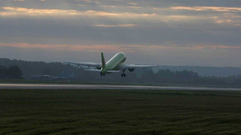 Екатеринбург аэропорт Кольцово самолеты
