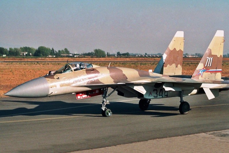 Су-37 711