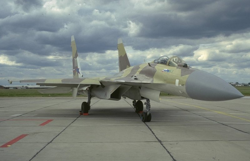 Су-37 711