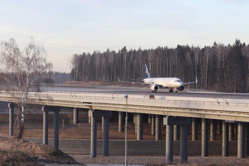 Самолетный мост в Шереметьево