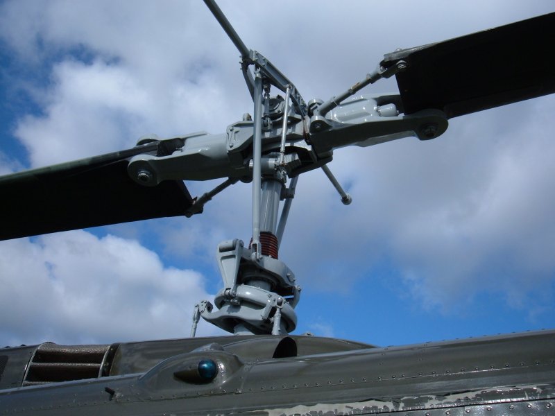 Uh-1 винт