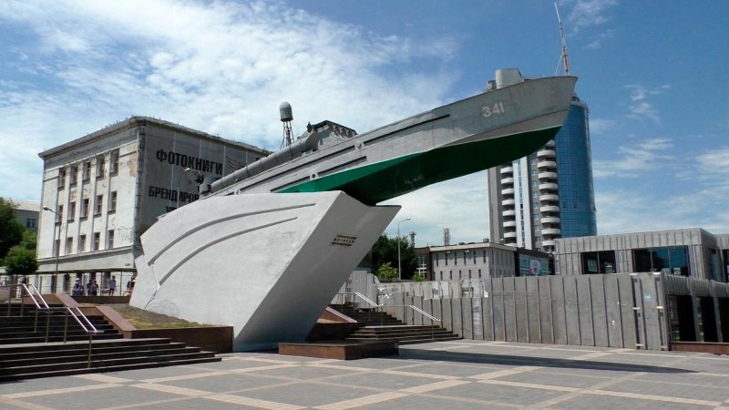 Памятник торпедный катер в Новороссийске