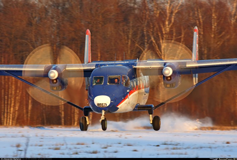 АН-28 RF-03555